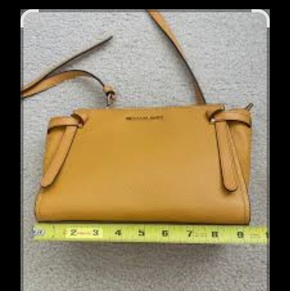 Michael Kors Tan Crossbody Bag - Picture 1 of 9
